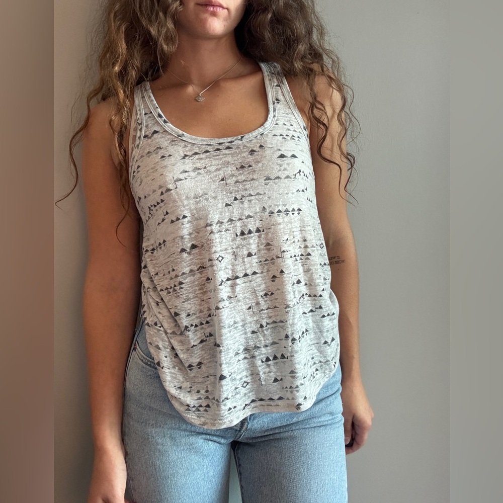 American Eagle Outfitters Gray Geometric Tank Top